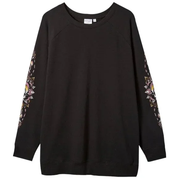 724. LARGE Oversized - TORRID Butterfly Super Soft Fleece Black Sweatshirt NEW - Picture 6 of 6